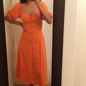 🍂Urban Outfitters Maria puff sleeve midi dress🍂